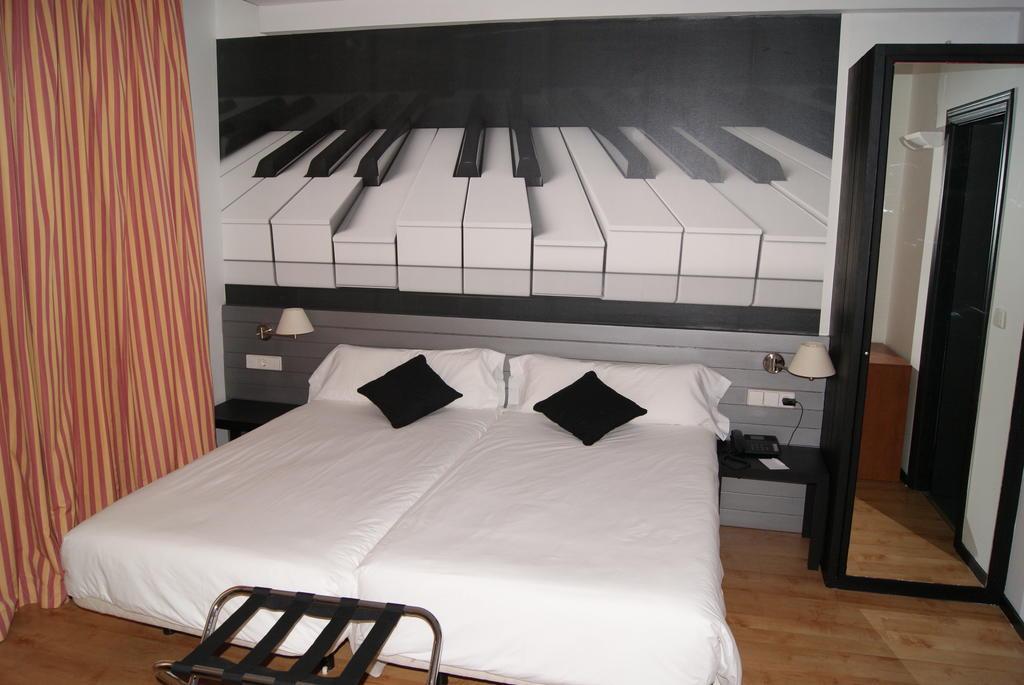 Abba Jazz Hotel Vitoria Экстерьер фото